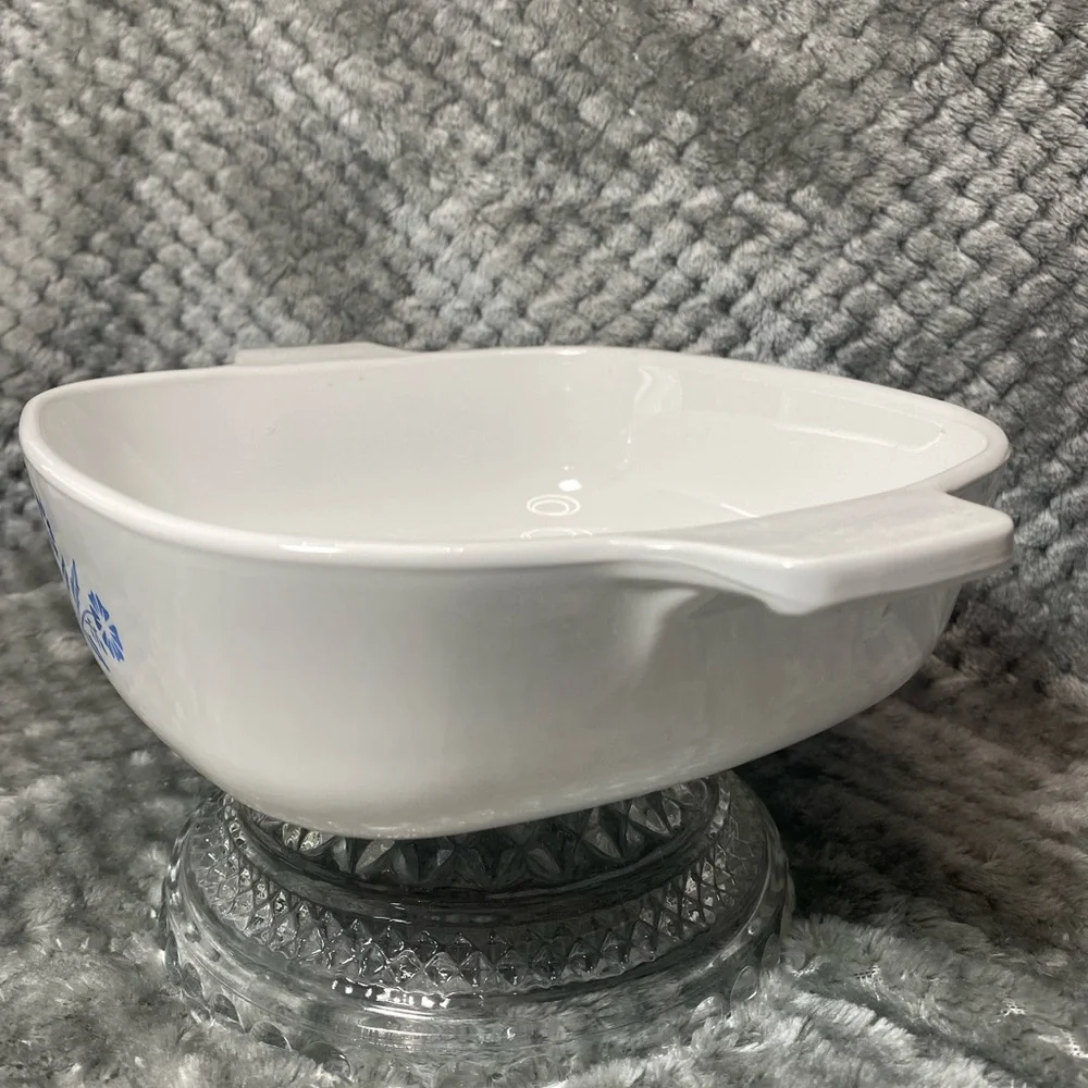 Vintage 1961-1966 Corningware Cornflower 1 Quart Casserole Dish